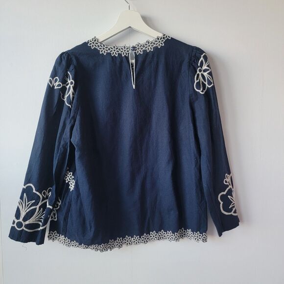 Cato navy womens blue embroidered floral top sz M long-sleeve Peasant boho Fairy - Picture 2 of 8